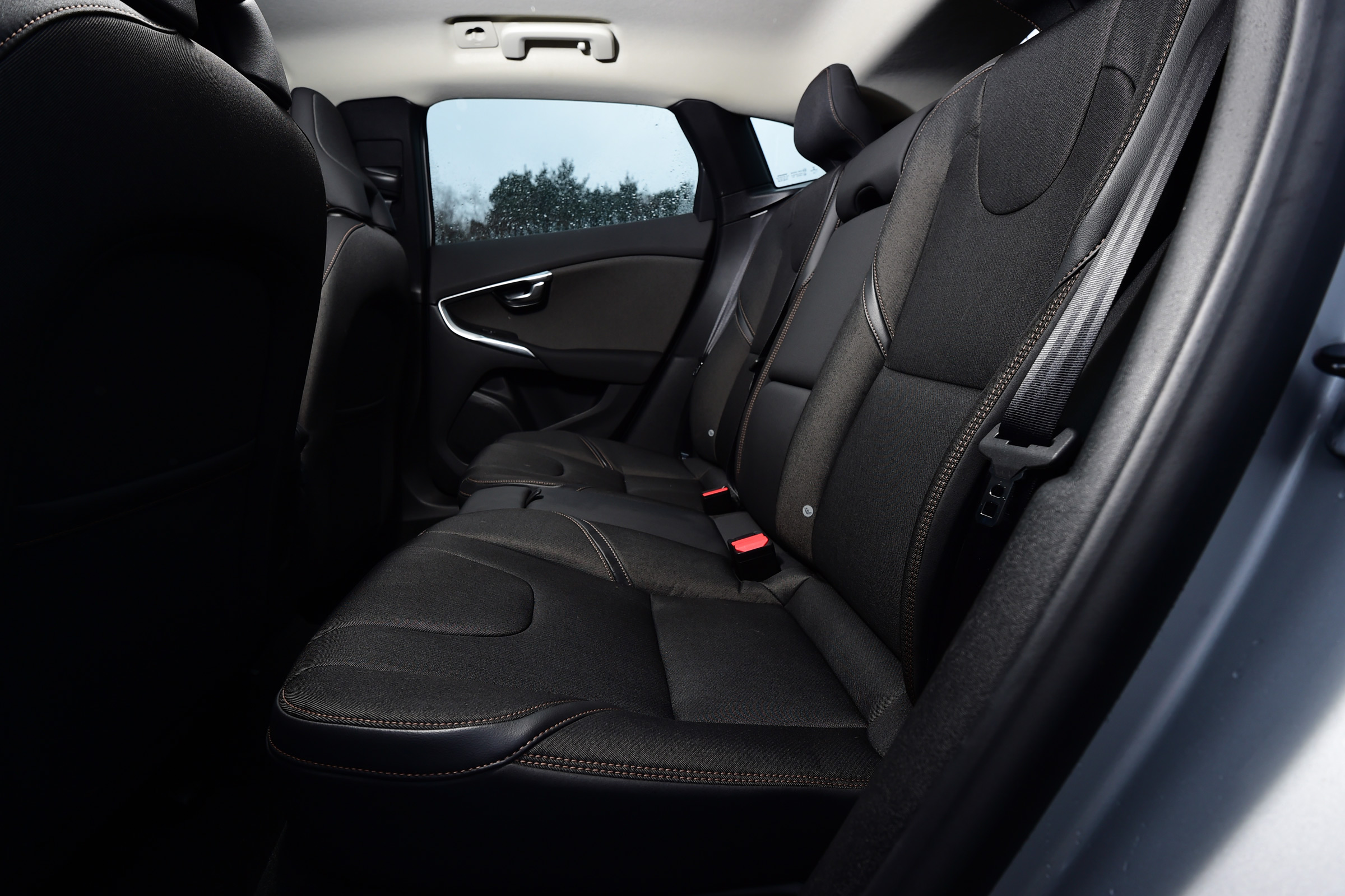 Volvo V40 Cross Country road test - rear seats