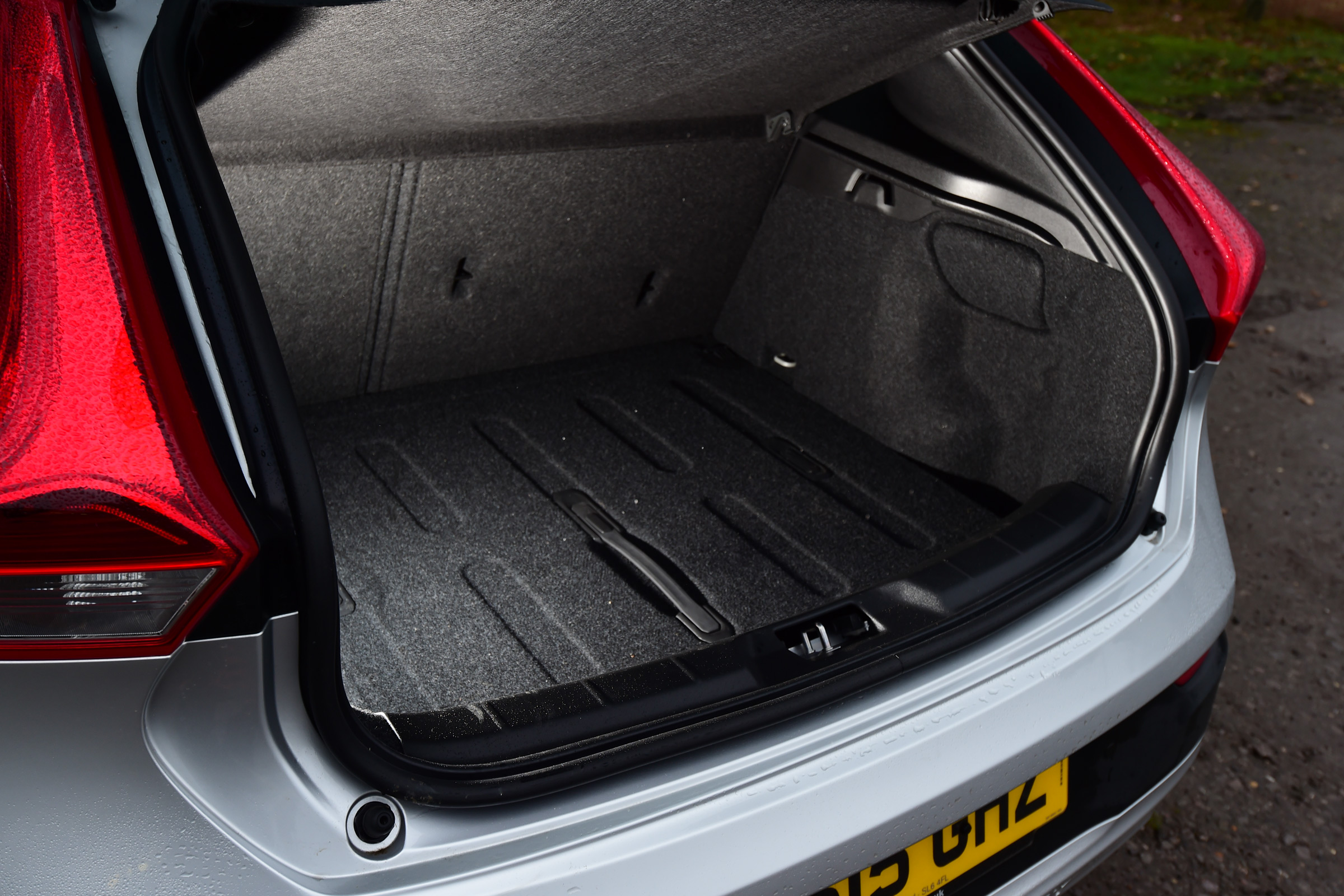 Volvo V40 Cross Country road test - boot space