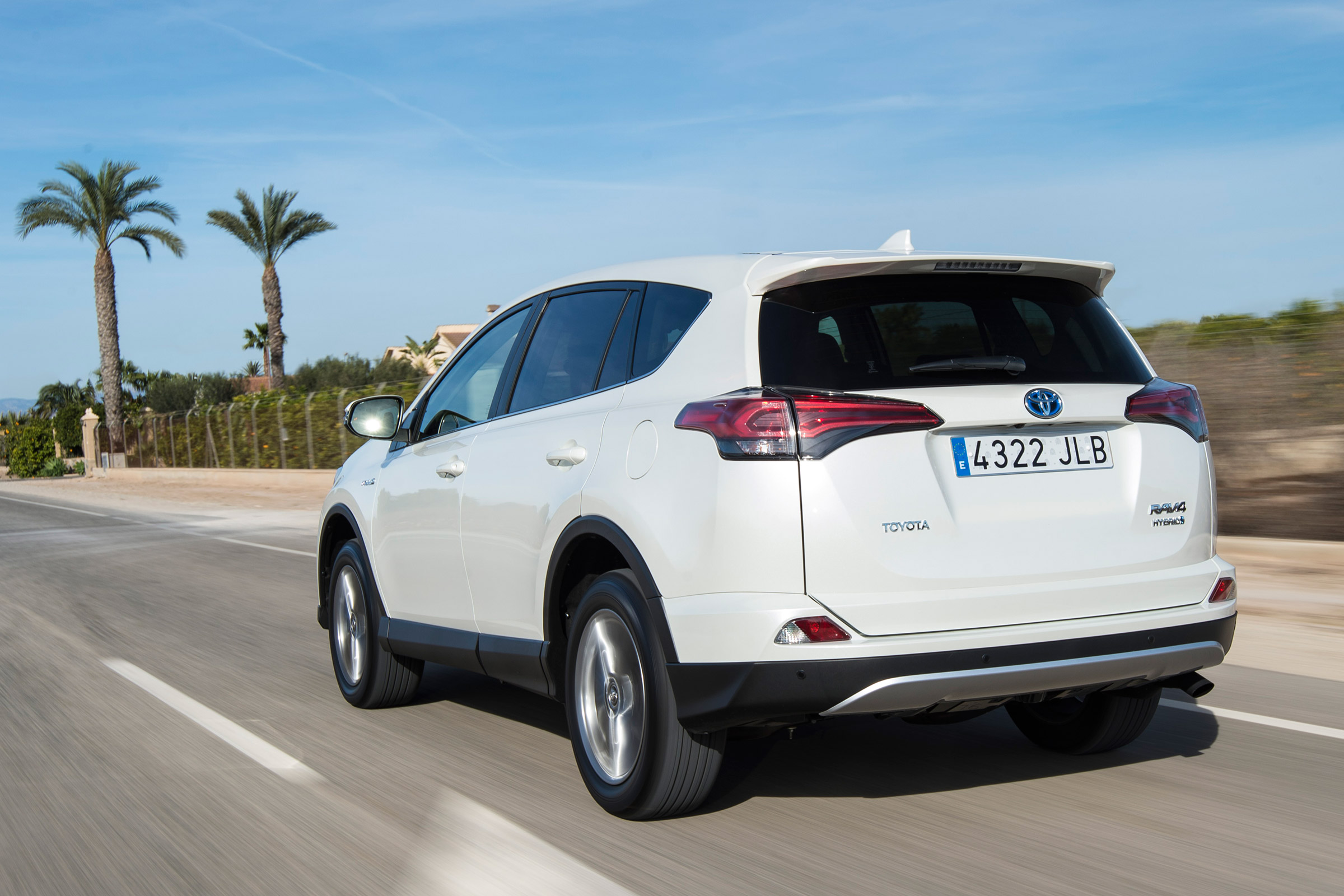 Toyota RAV4 Hybrid - rear