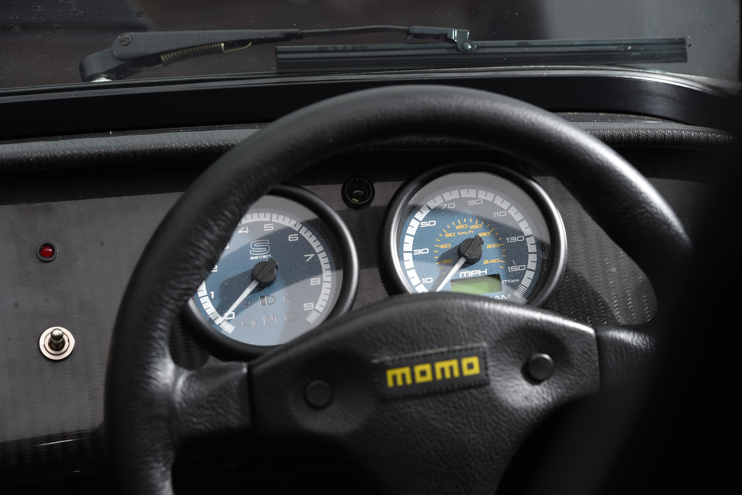 Caterham 620S - dials