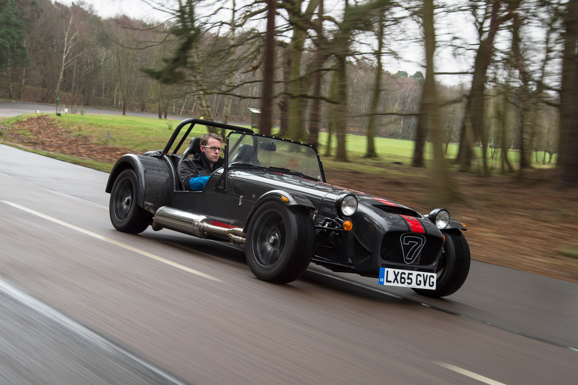 Caterham 620S - front tracking 2