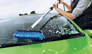 Wash brushes header