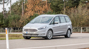 Ford Galaxy AWD - front action