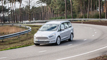 Ford Galaxy AWD - front cornering