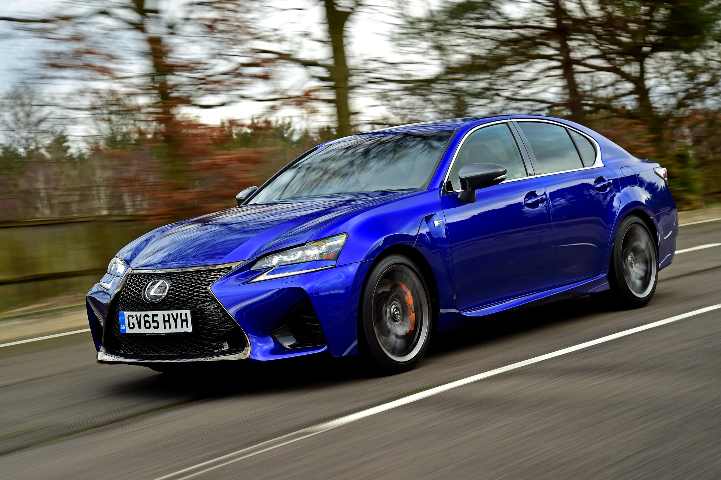 New Lexus GS F 2016 - front tracking 2