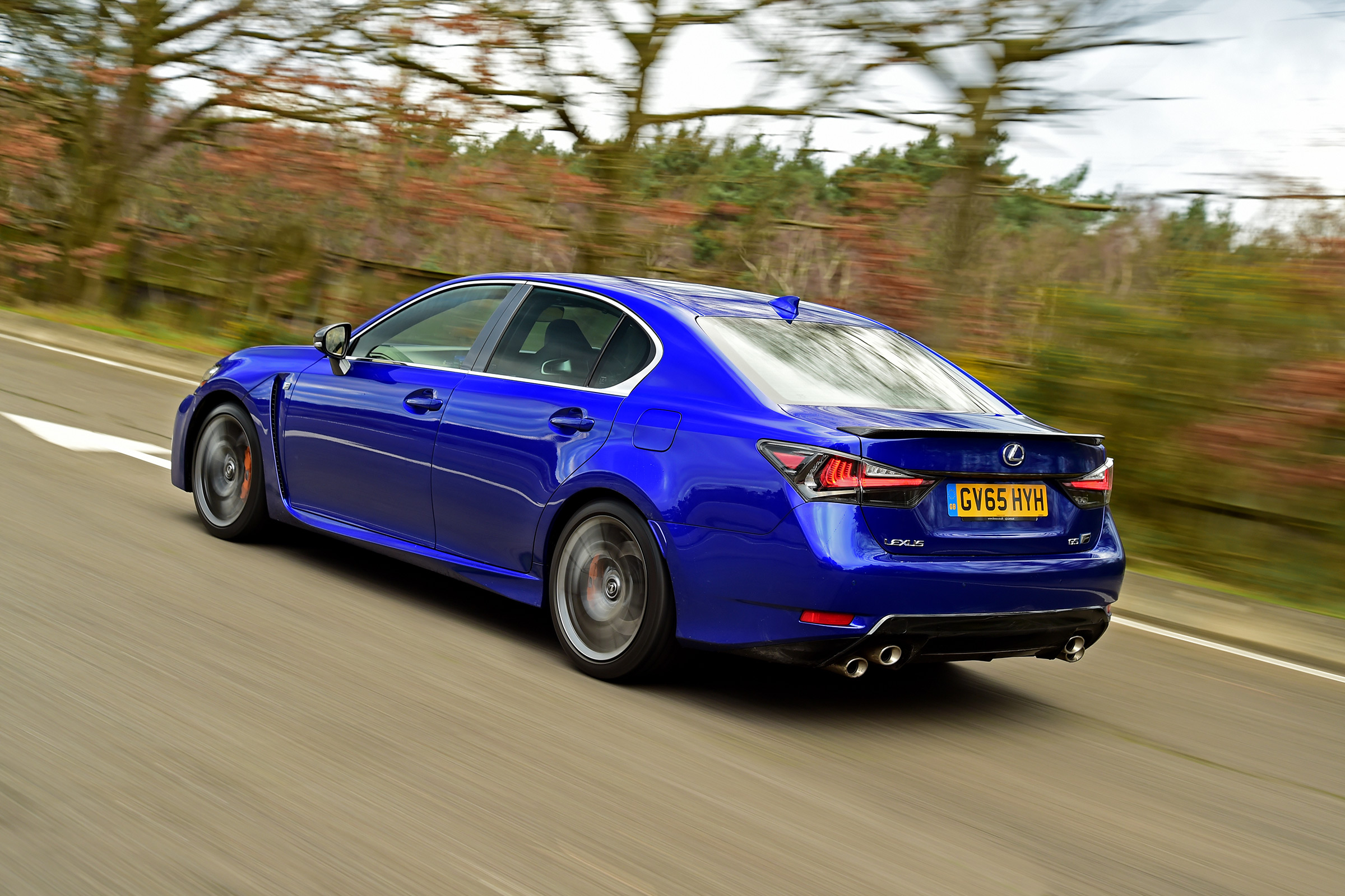 New Lexus GS F 2016 - rear tracking