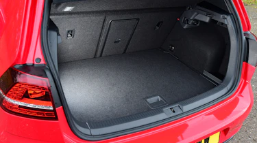 Volkswagen Golf GTI - boot