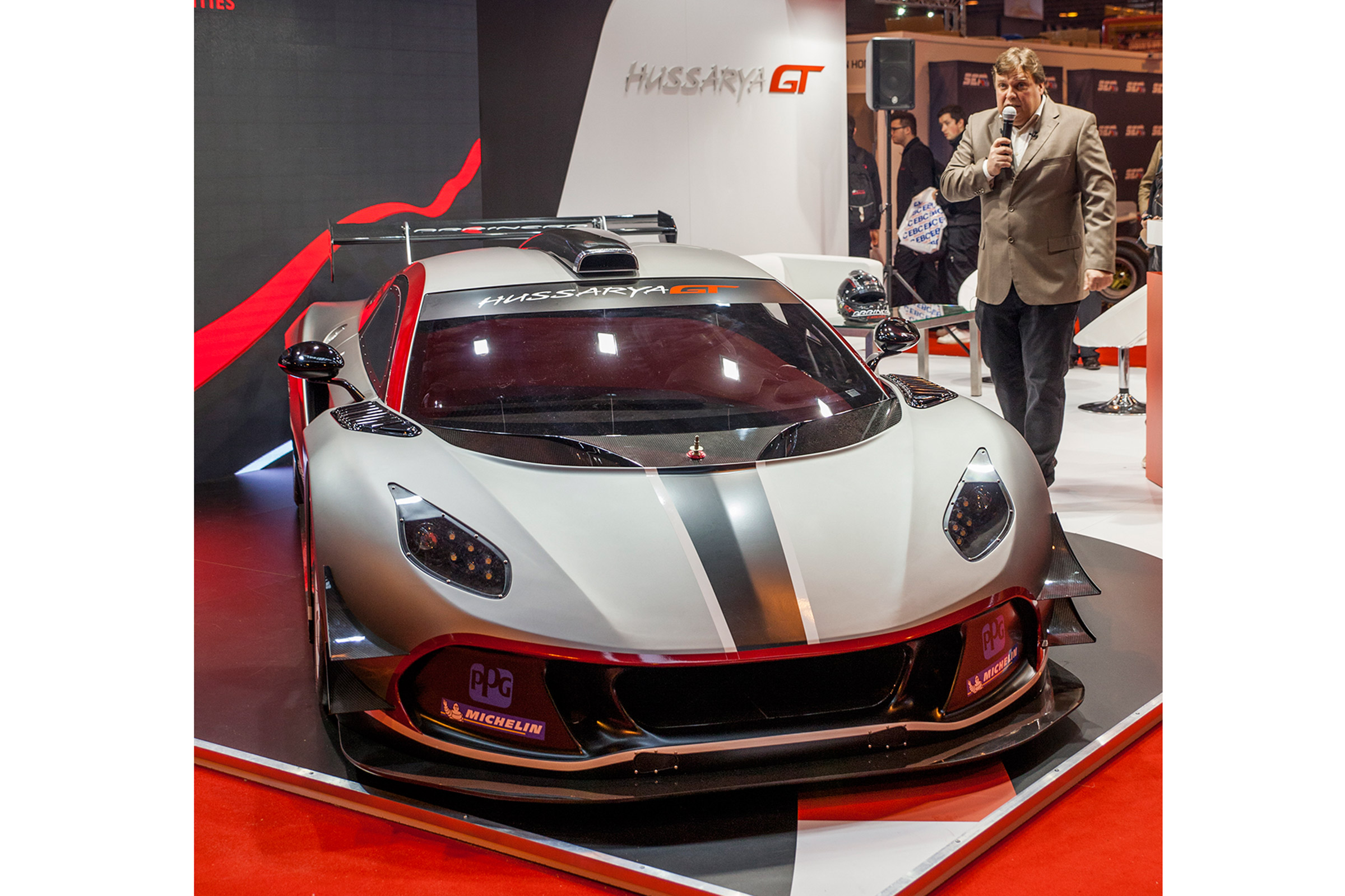 Arrinera Hussarya GT front