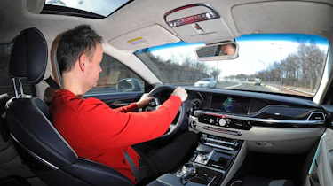 Genesis G90 first drive - driving