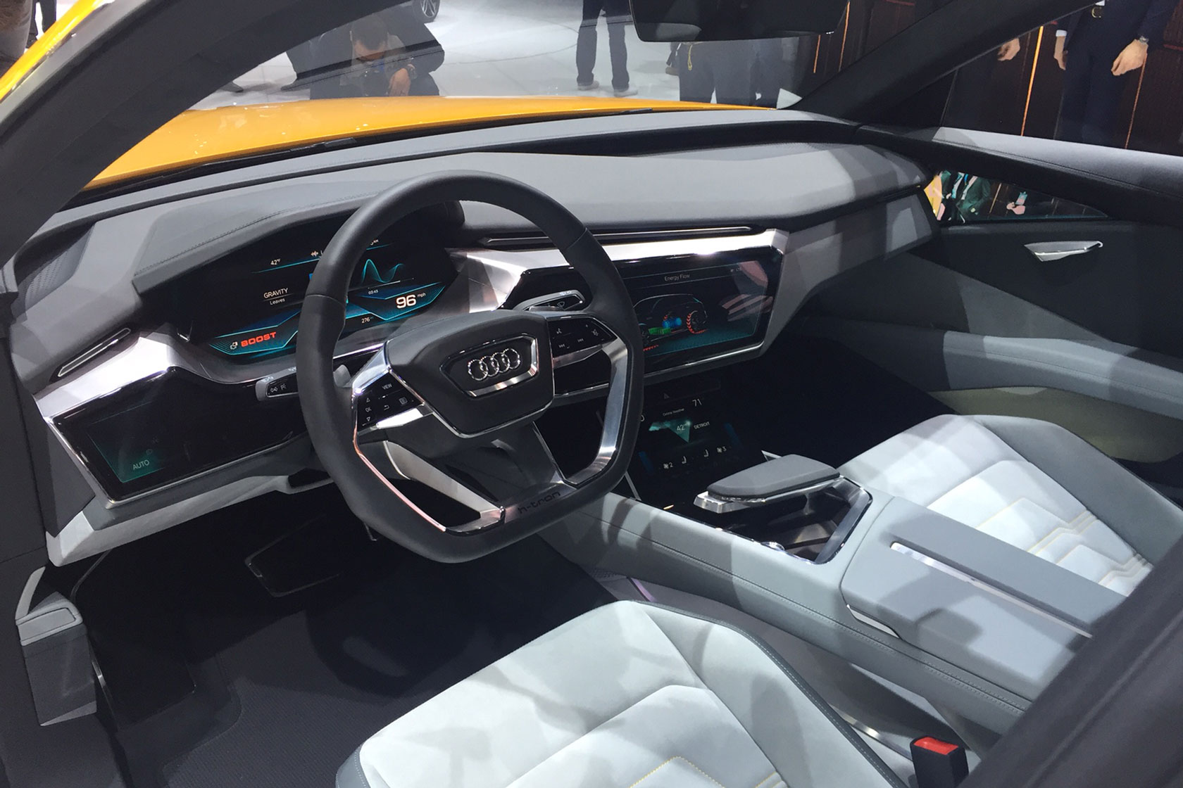 Audi h-tron concept - interior