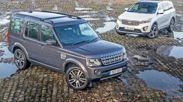 Used Range Rover Discovery 4 vs New Kia Sorento - static
