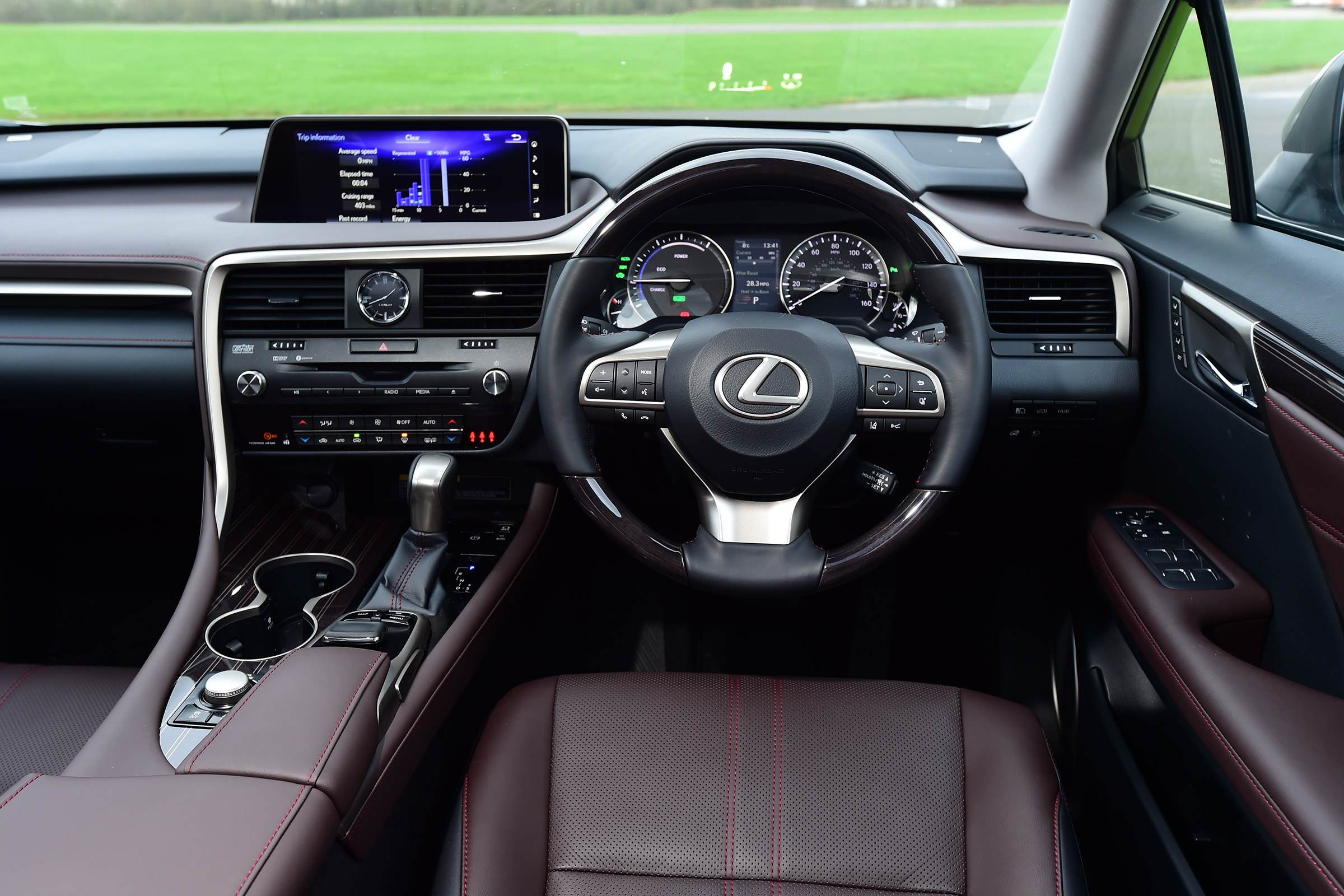 Lexus RX - dash