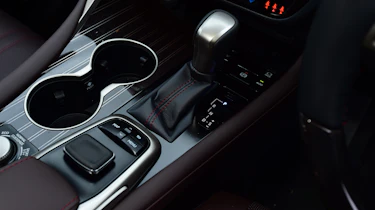 Lexus RX - centre console