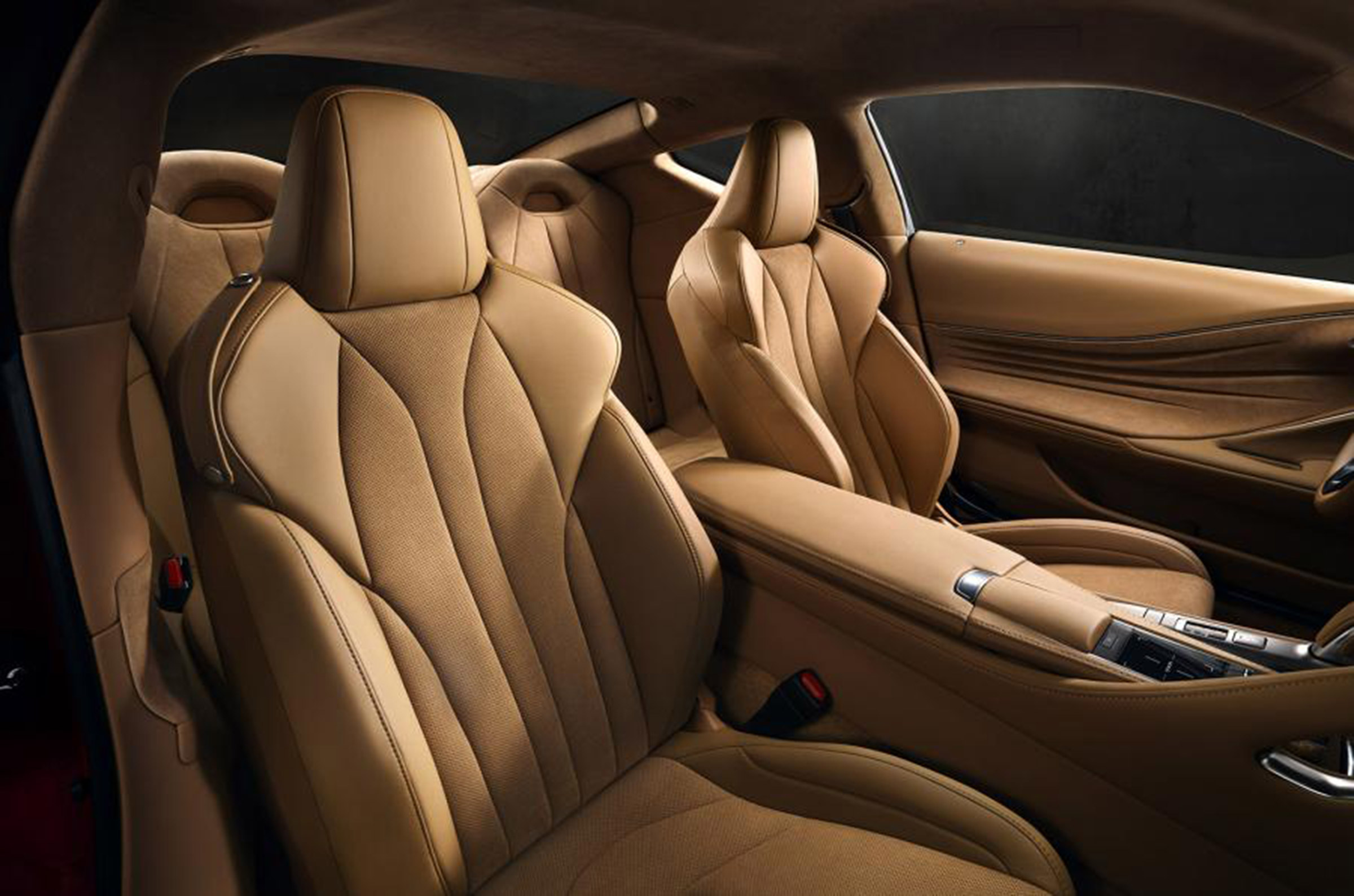 Lexus LC500 - front seats