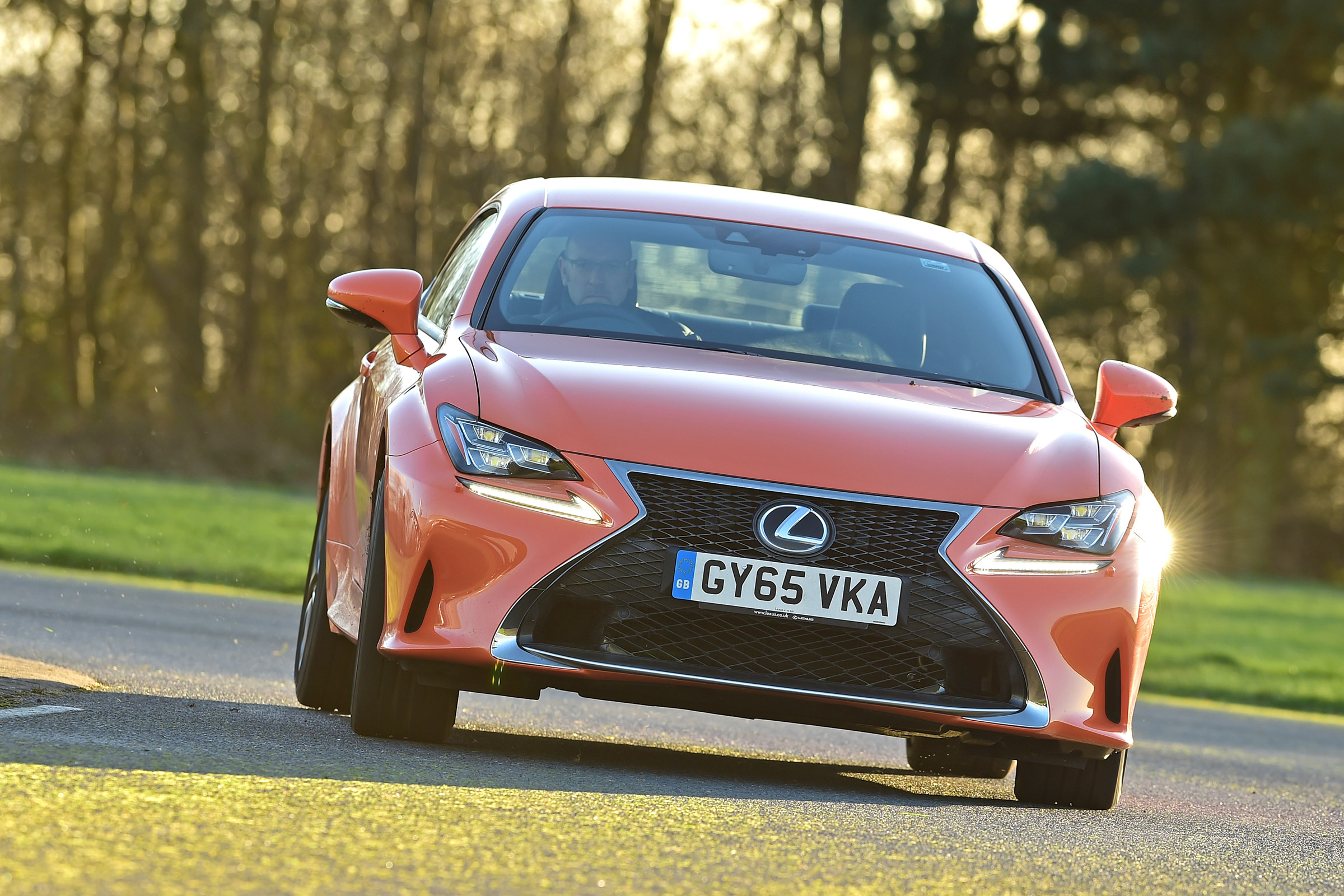 Lexus RC 200t - front cornering