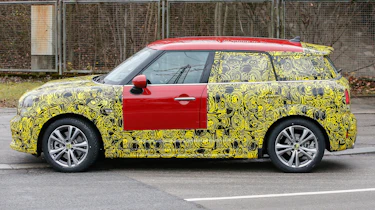 Mini Countryman 2016 side-on