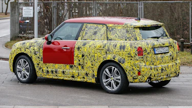 Mini Countryman 2016 side rear