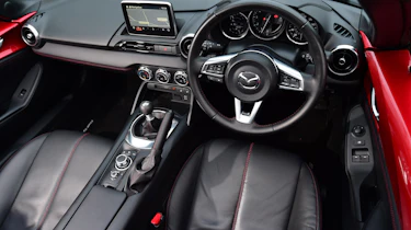 Mazda MX-5 BBR - dash