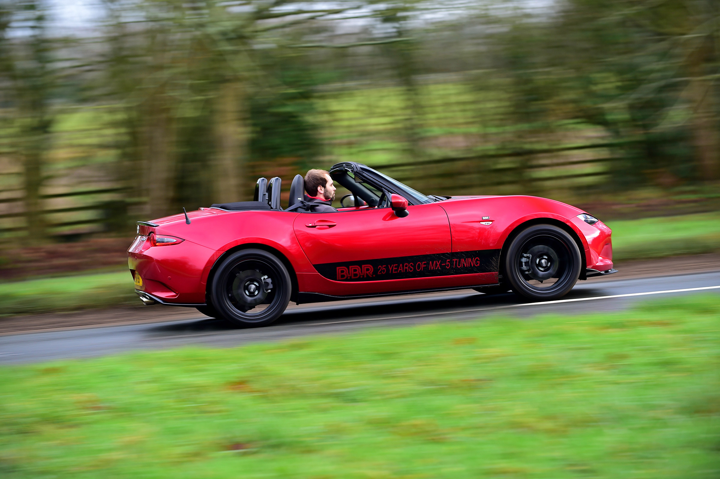 Mazda MX-5 BBR - side