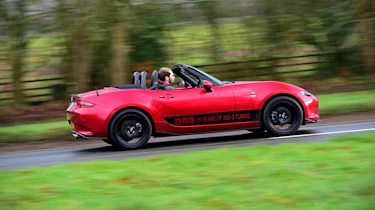 Mazda MX-5 BBR - side