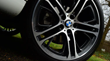 BMW X3 - wheel