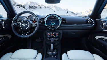MINI Clubman ALL4 interior