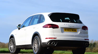 Porsche Cayenne - rear static