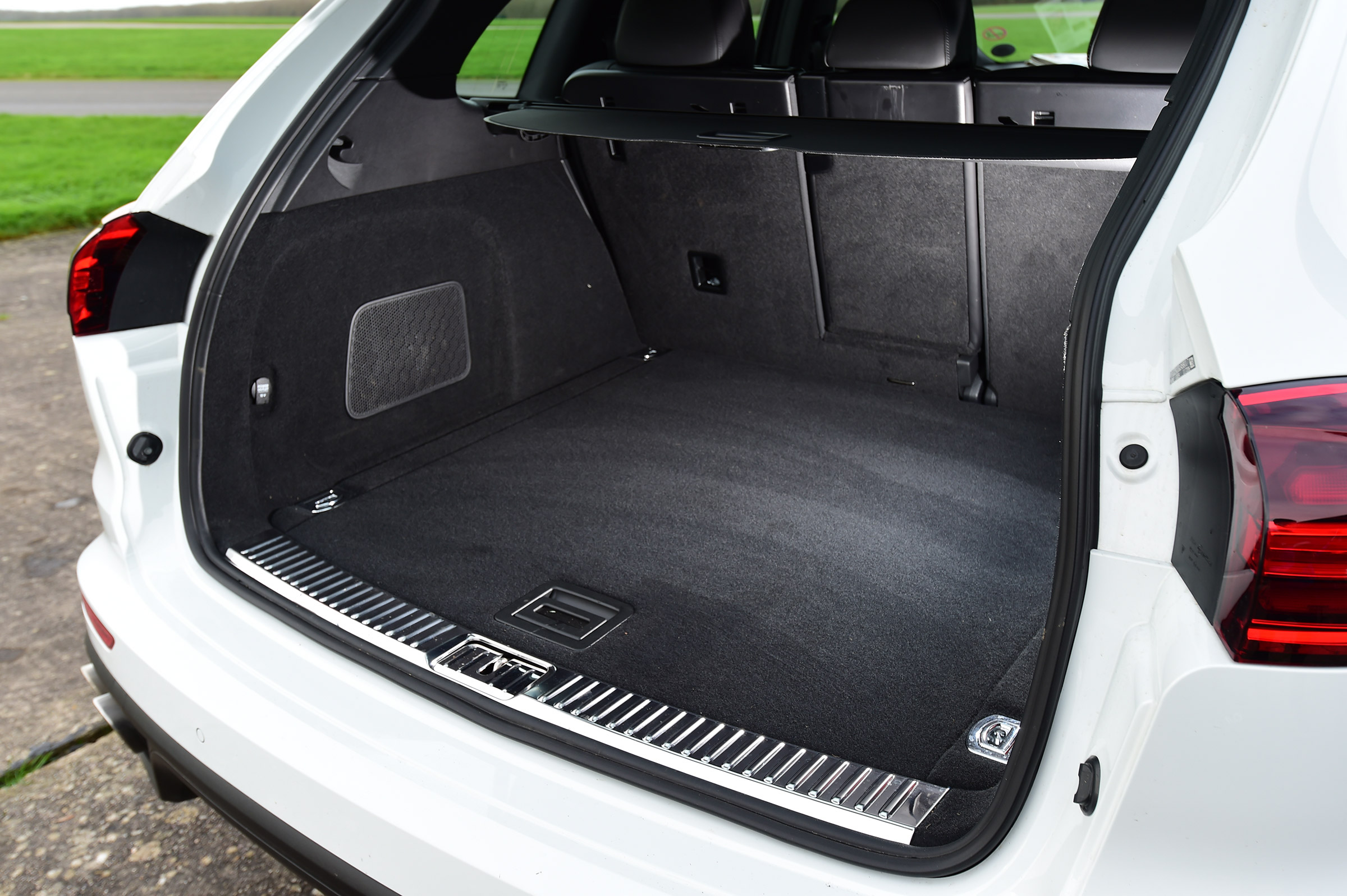 Porsche Cayenne - boot