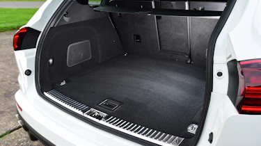 Porsche Cayenne - boot