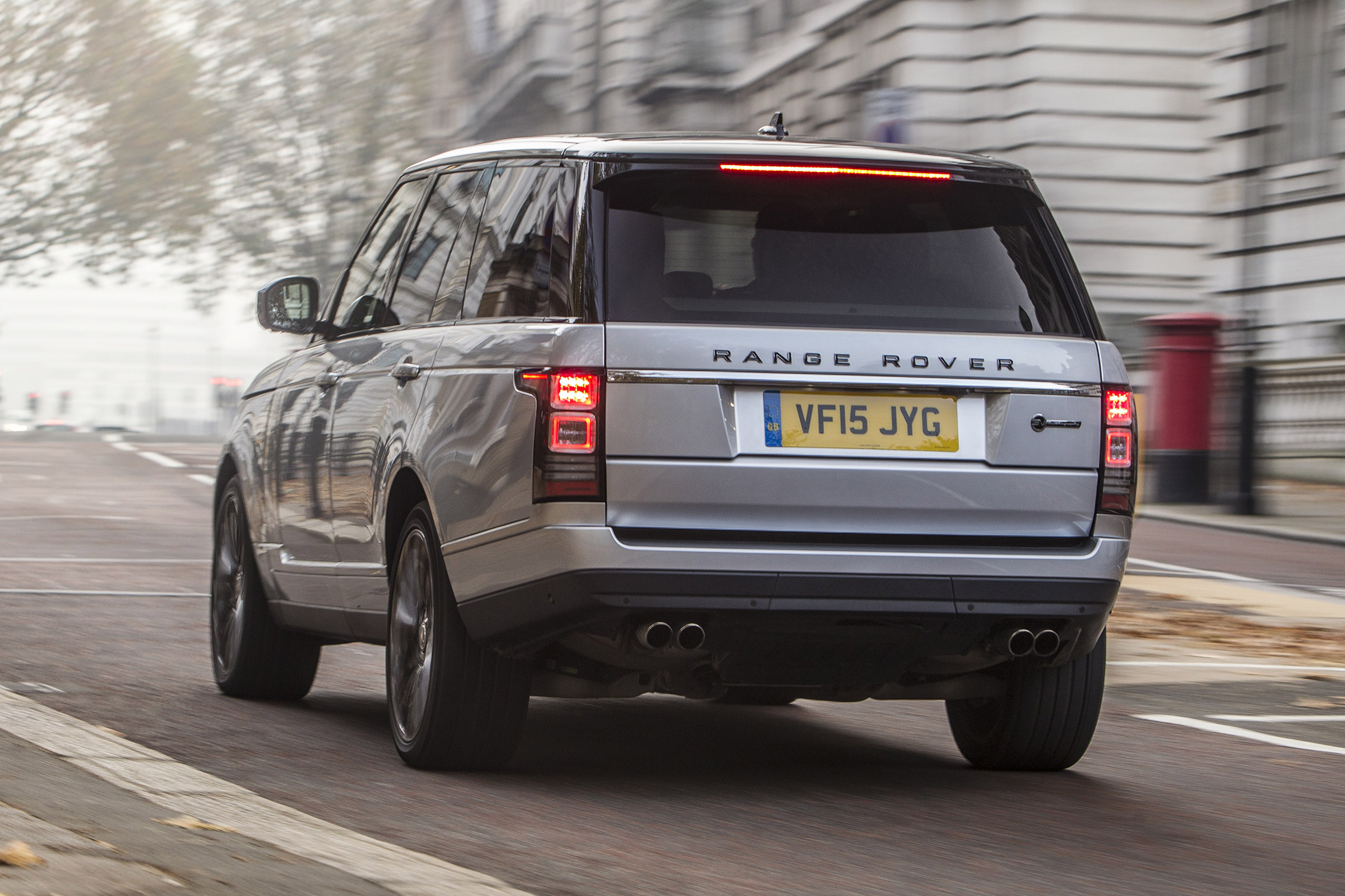 Range Rover SVAutobiography - rear