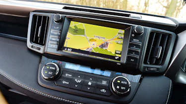 Toyota RAV4 Diesel 2016 - infotainment