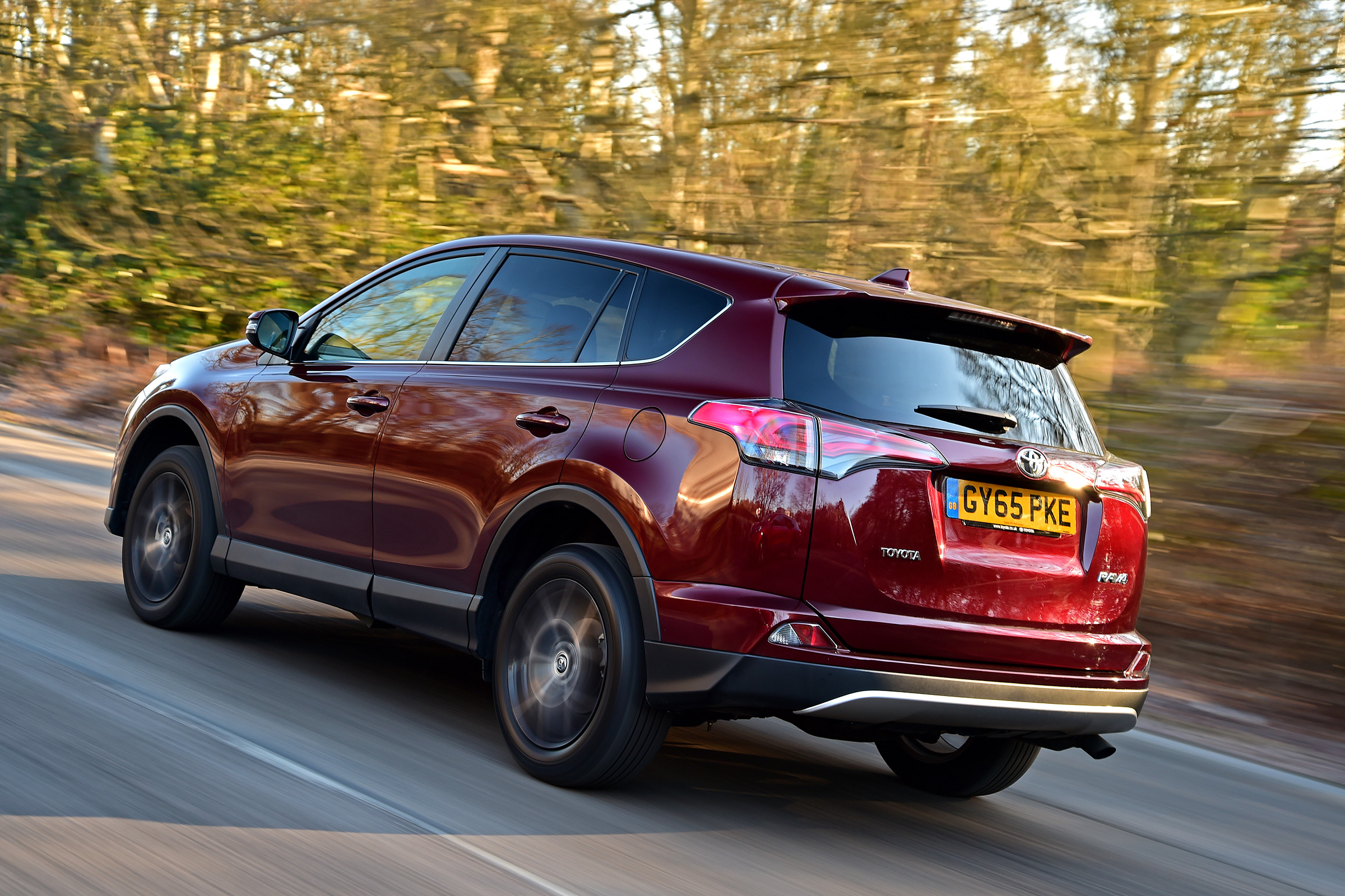 Toyota RAV4 Diesel 2016 - rear tracking