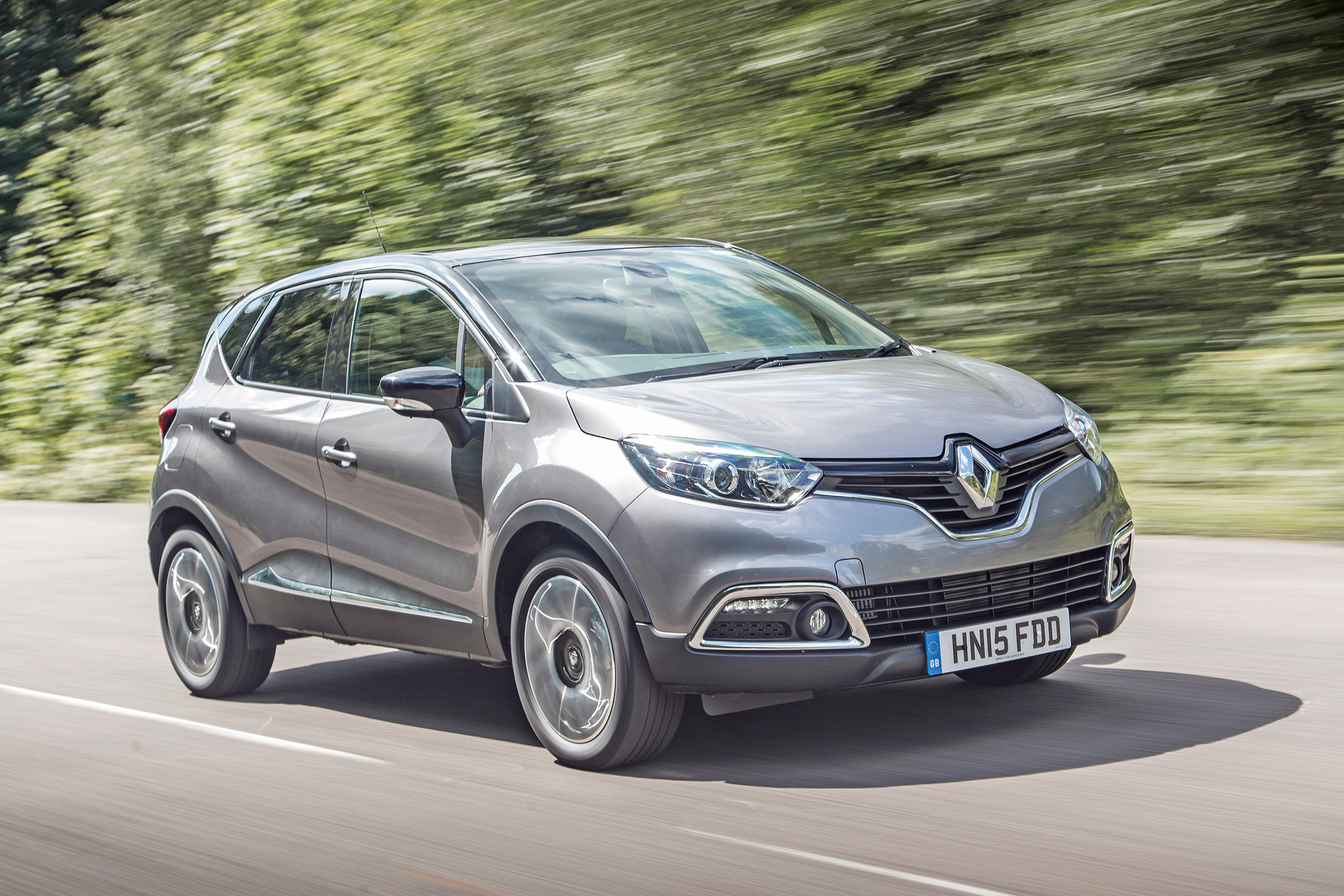 Renault Captur - front