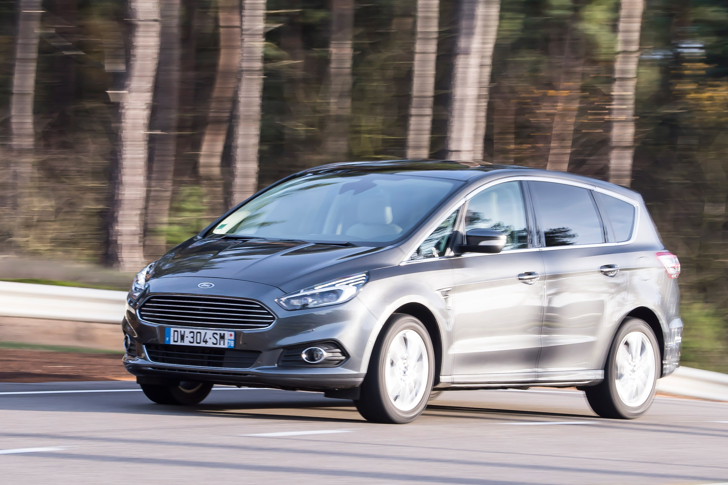 Ford S-Max AWD - profile
