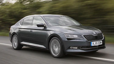 Skoda Superb - front