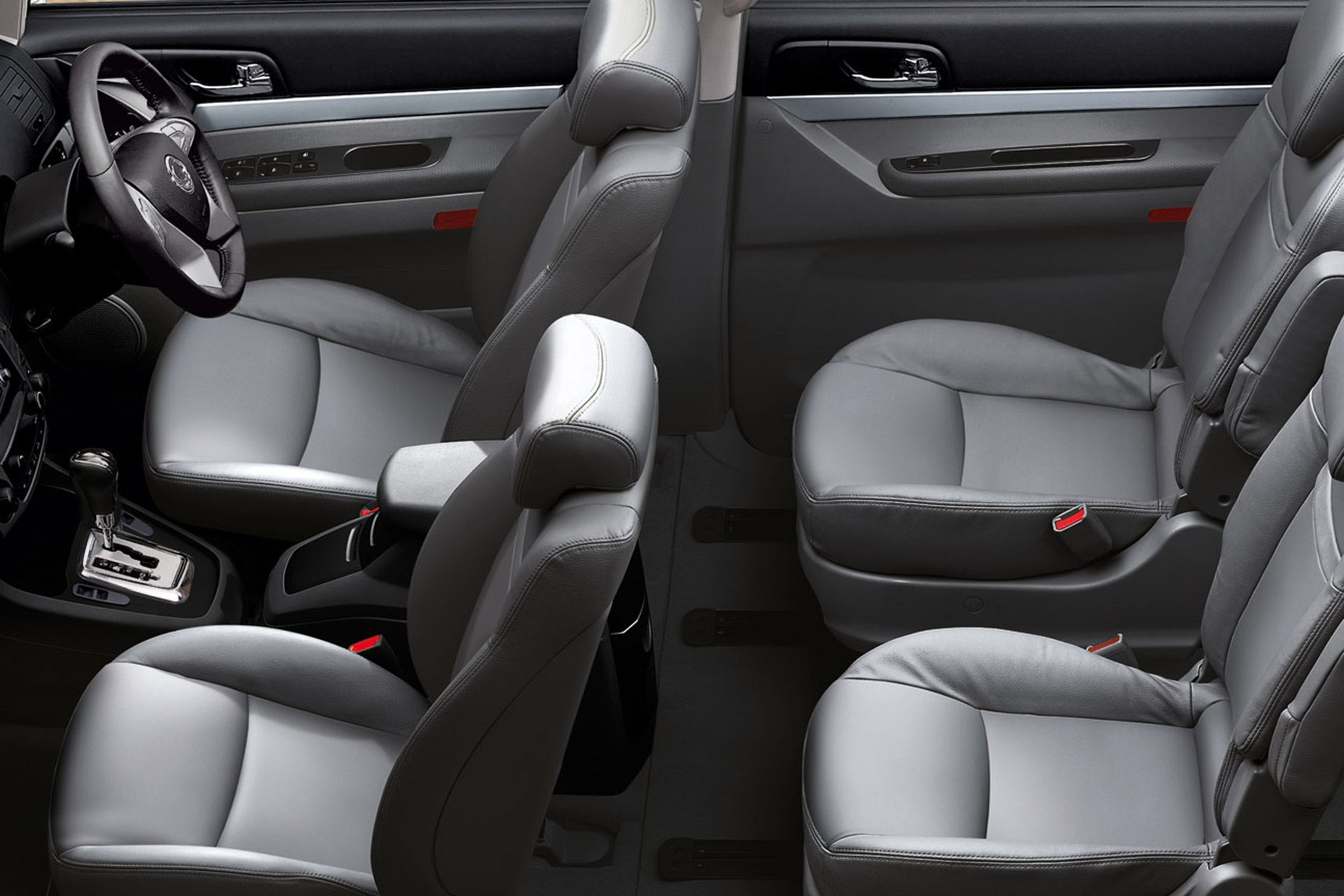 SsangYong Turismo - seats
