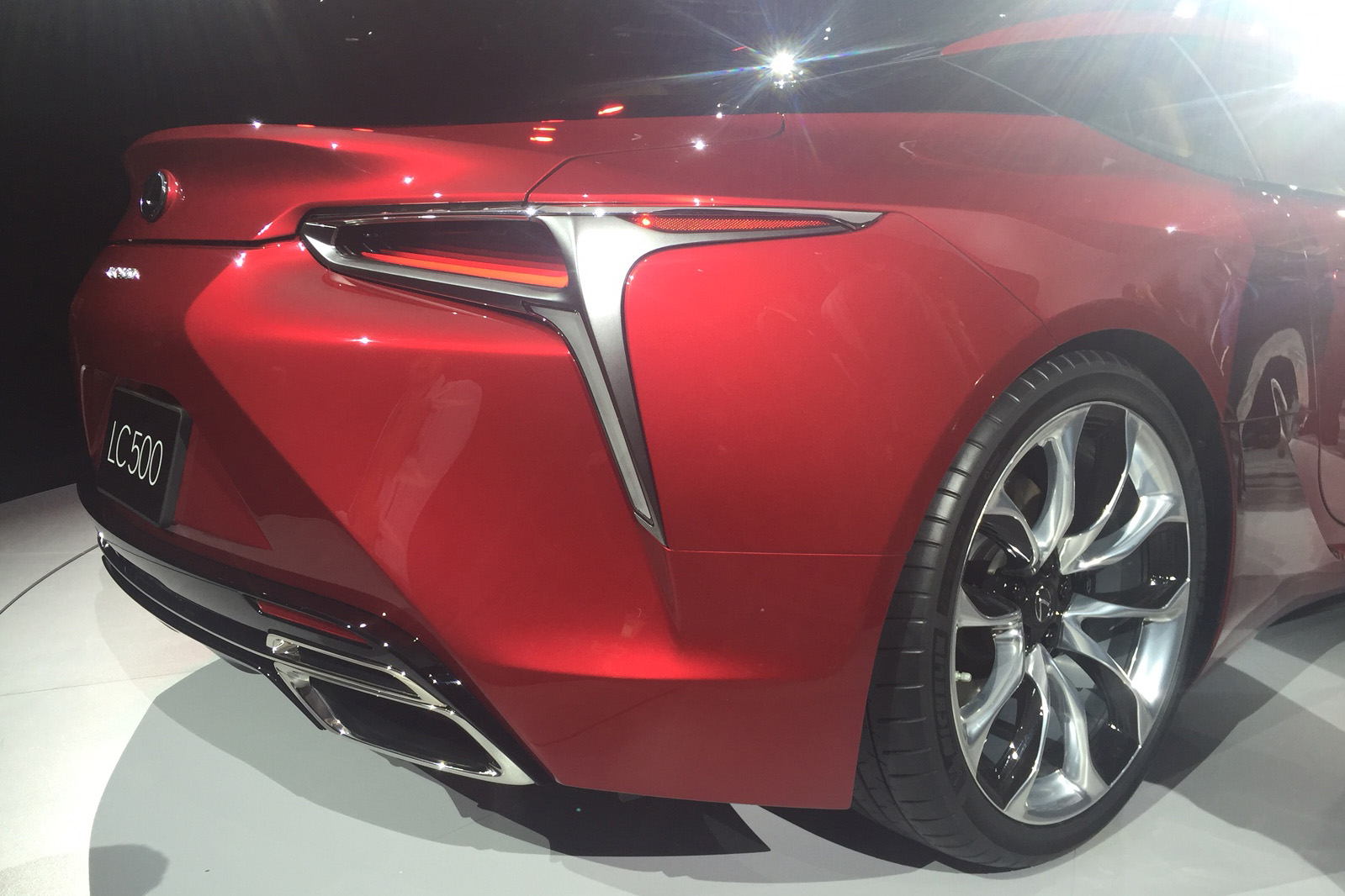 Lexus LC500 - rear detail show
