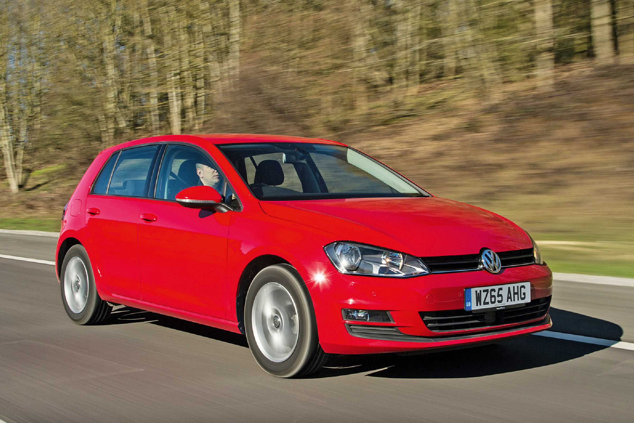 Volkswagen Golf - front