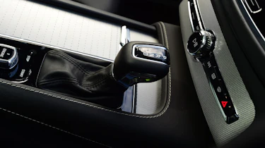Volvo XC90 - centre console
