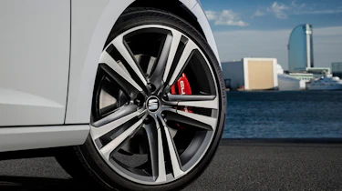 SEAT Leon Cupra 290 review - wheel