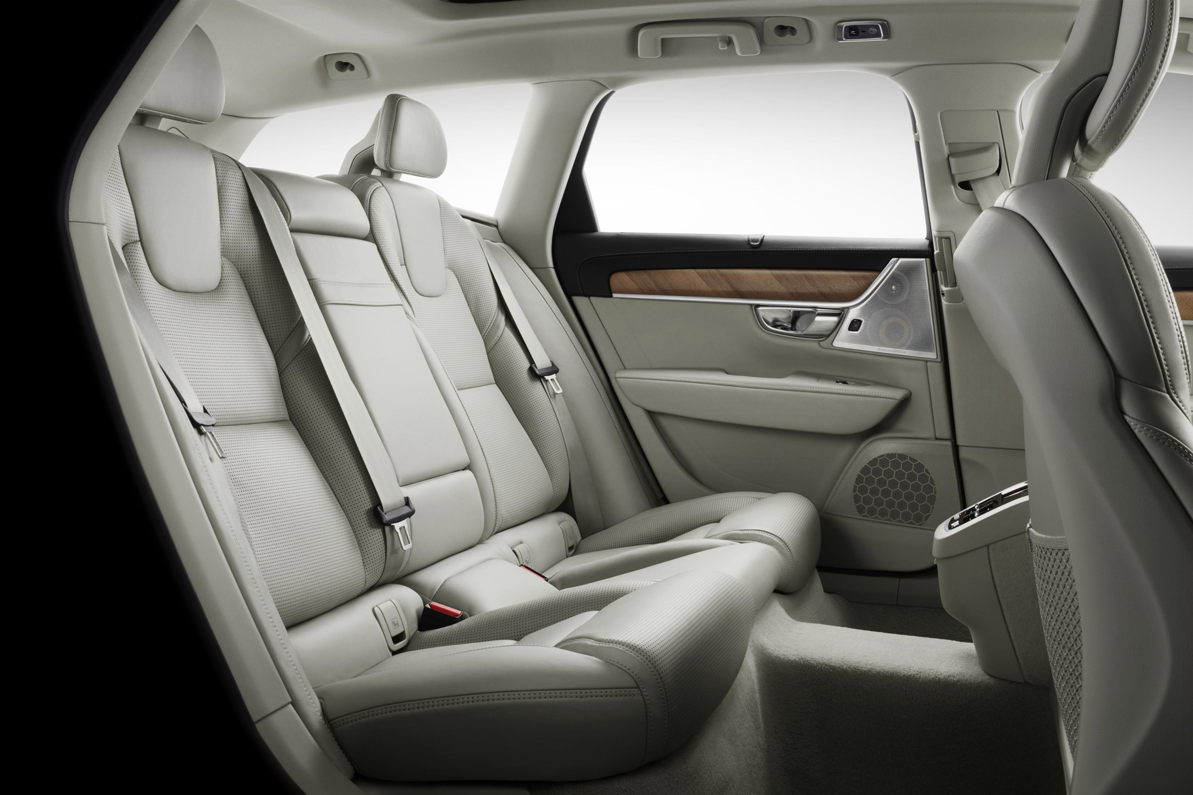 Volvo v90 leak seats