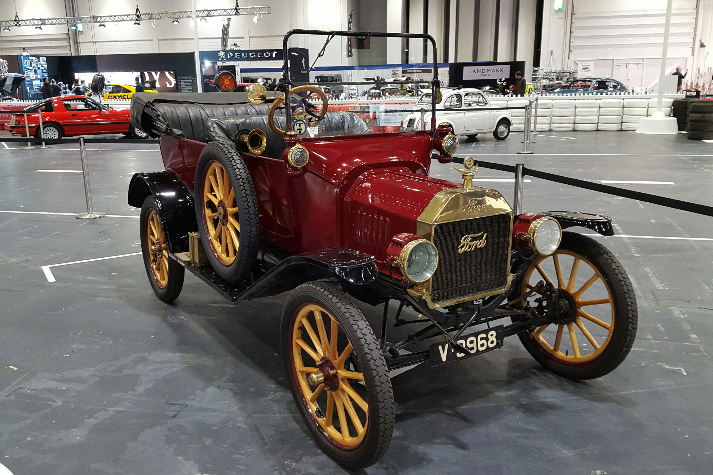 Ford Model T - not black