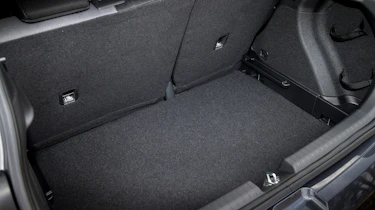 Hyundai i20 Active 2016 - boot