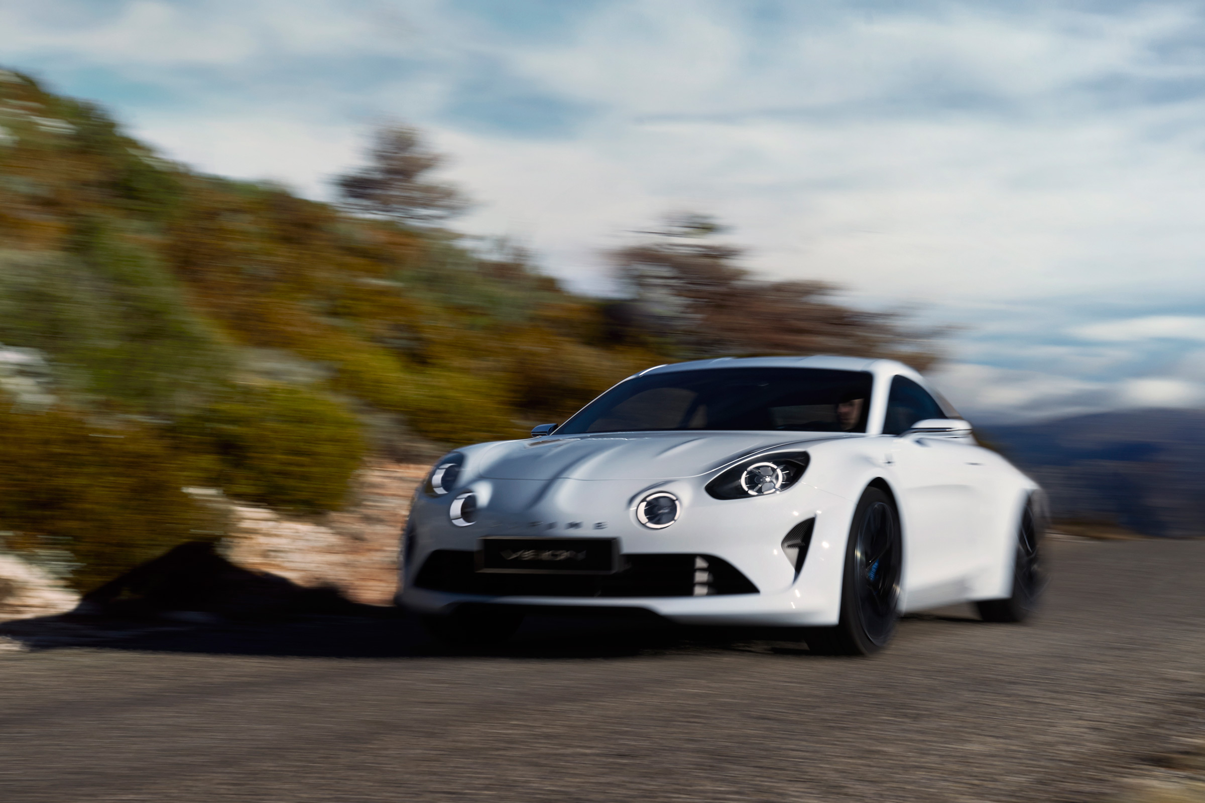 Renault Alpine Vision concept - front tracking