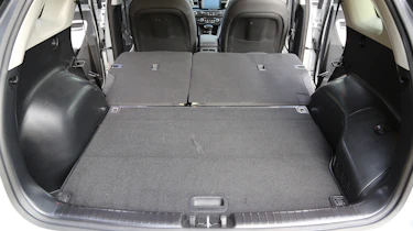 Kia Niro 2016 review - boot space seats down