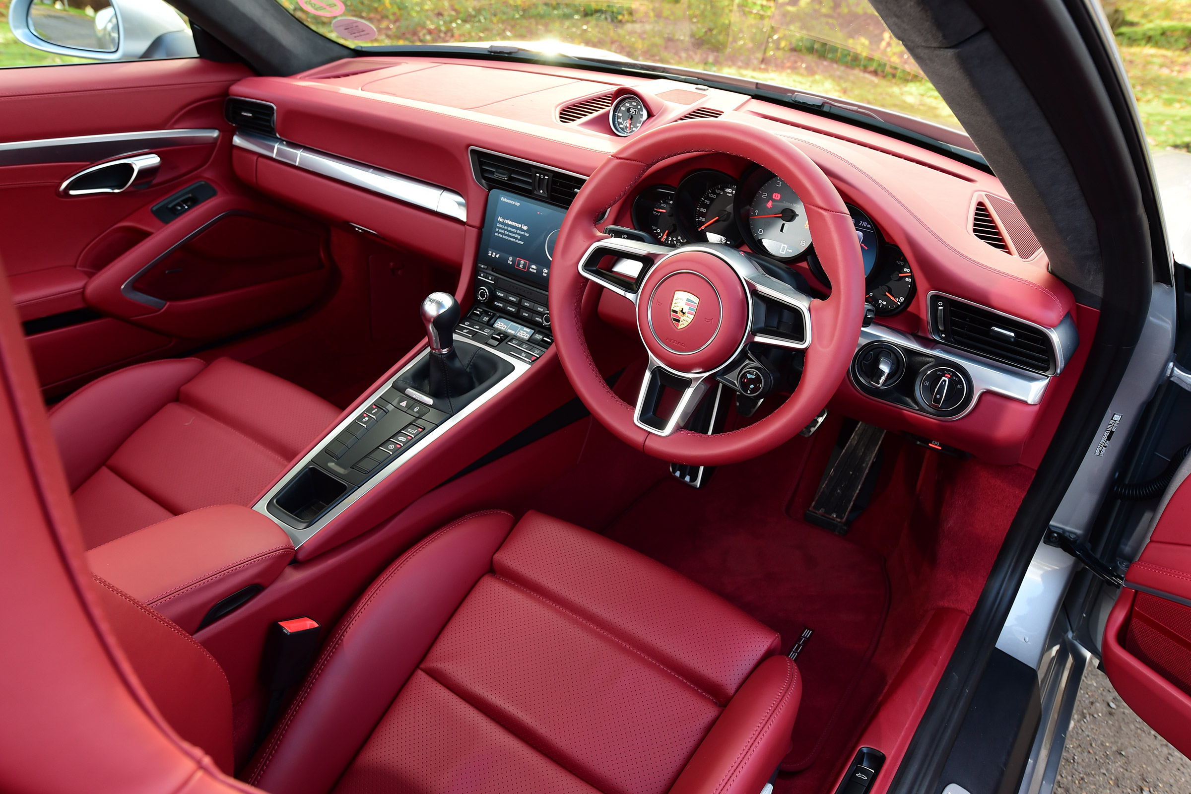 Porsche 911 Carrera S - dash