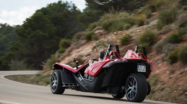 Polaris Slingshot - rear tracking