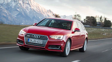 Audi A4 quattro front tracking