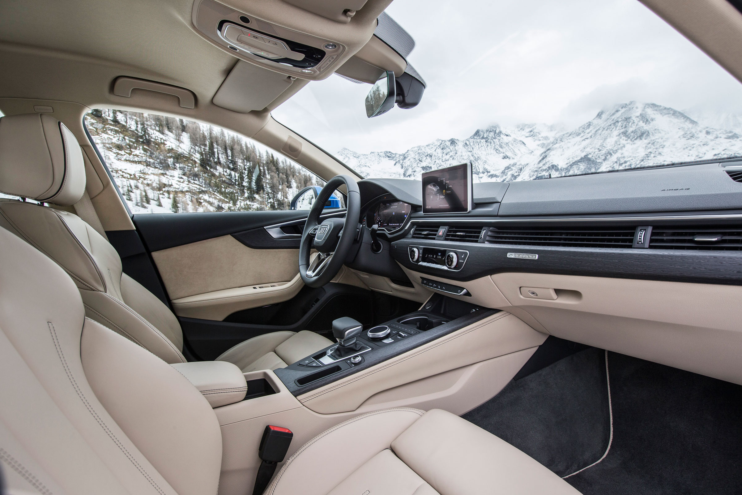 Audi A4 quattro interior