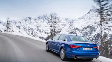 Audi A4 quattro rear tracking